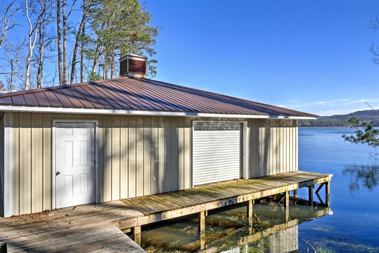 Paradise Cove Cabin With Boathouse And Dock Guntersville Bagian luar foto
